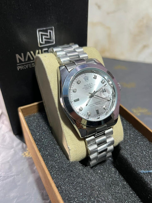 Rolex-Style Silver Quartz Watch – Classic Elegance on a Budget